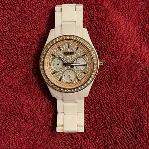White Rose Gold and Mother of Pearl Fossil Watch